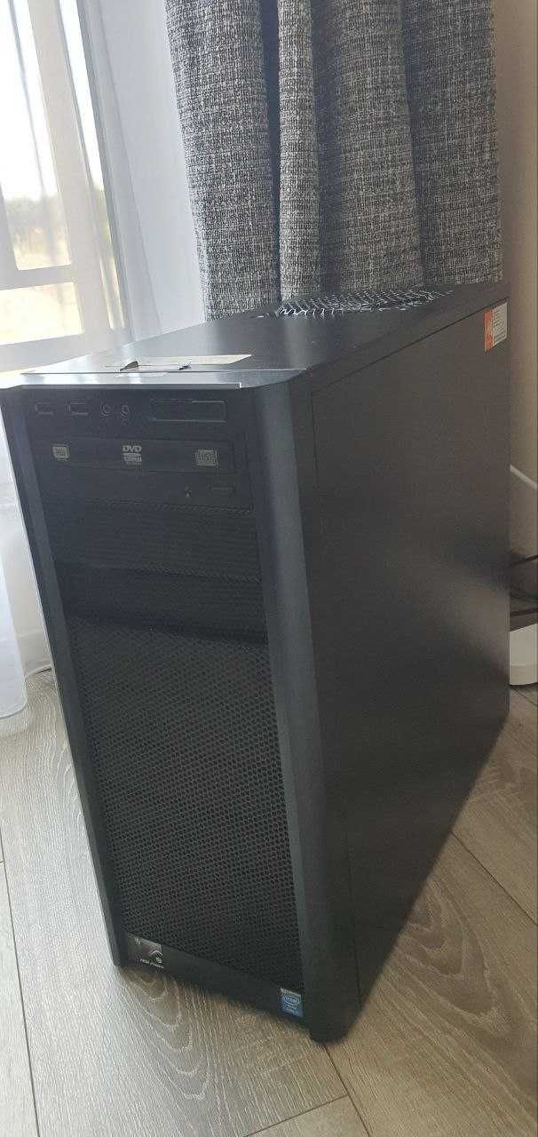 PC Asus Antec / unitate centrala 32Gb RAM, <br>3.40 GHz, 1TB HDD + 256 SSD